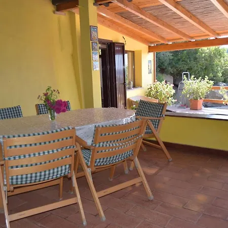 Bellavista By La Via Del Mare Viaggi E Vacanze فيلاّسيمِيوس